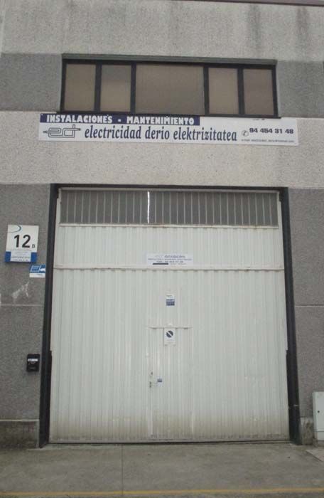 Electricidad Derio SLU Puerta blanca